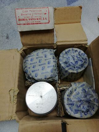 Pistones Seat 600 