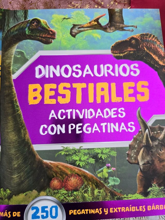 Libros de pegatinas dinosaurios