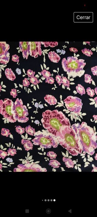 Vestido floral de Mango.
