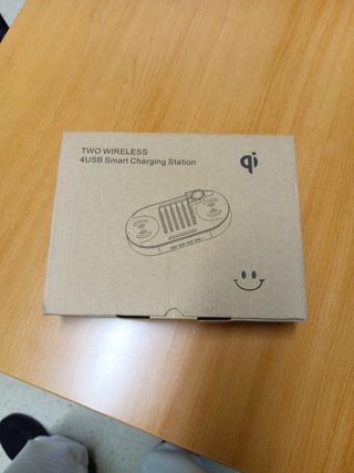 Cargador para teléfono. Inalámbrico y normal