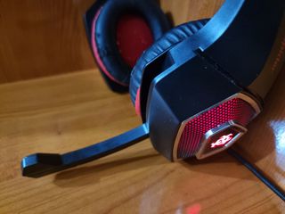 Auriculares Gaming con Microfono y LEDs