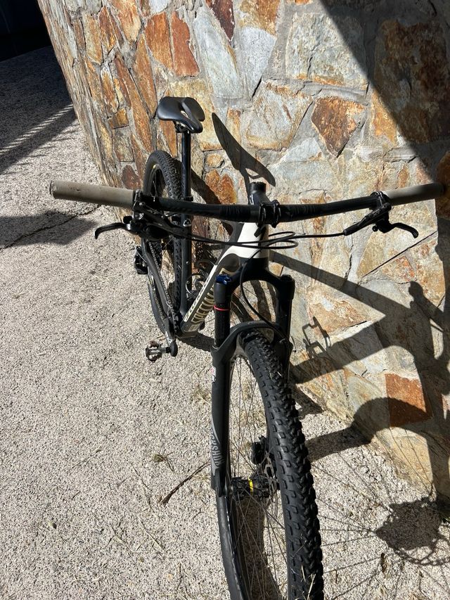 SPECIALIZED STUMPJUMPER COMP FSR CARBONO