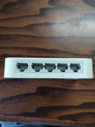 Switch TP Link TL-SF 1005D
