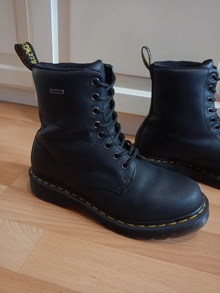 Dr. Martens 1460 Waterproof