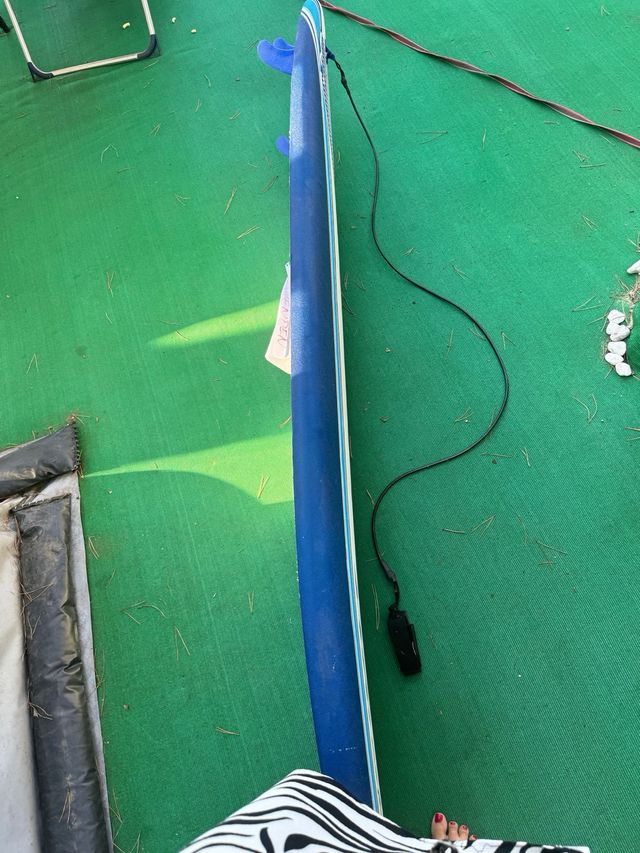 Tabla surf esta en isla cristina