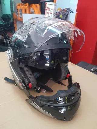Casco integral y jet Astone