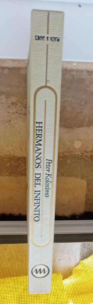 Libro Hermanos del infinito