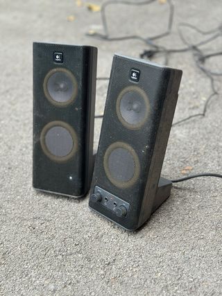 Altavoces sobremesa para ordenador 