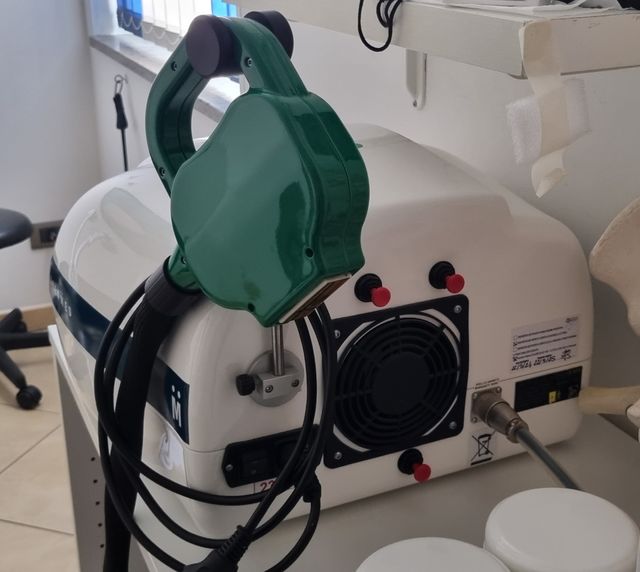 Elettromedicale IPL luce pulsata professionale 