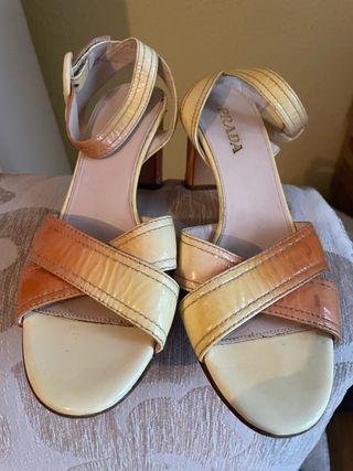 Sandalia Prada