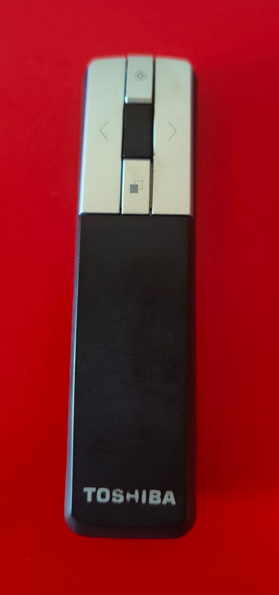 Apontador a lazer Toshiba