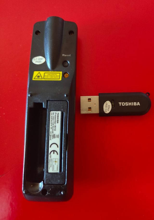 Apontador a lazer Toshiba