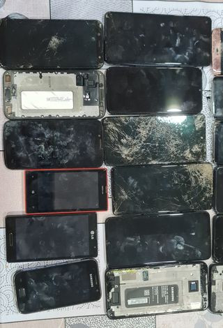  Telefoni cellulari Samsung e altre marche