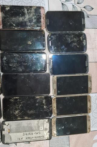  Telefoni cellulari Samsung e altre marche
