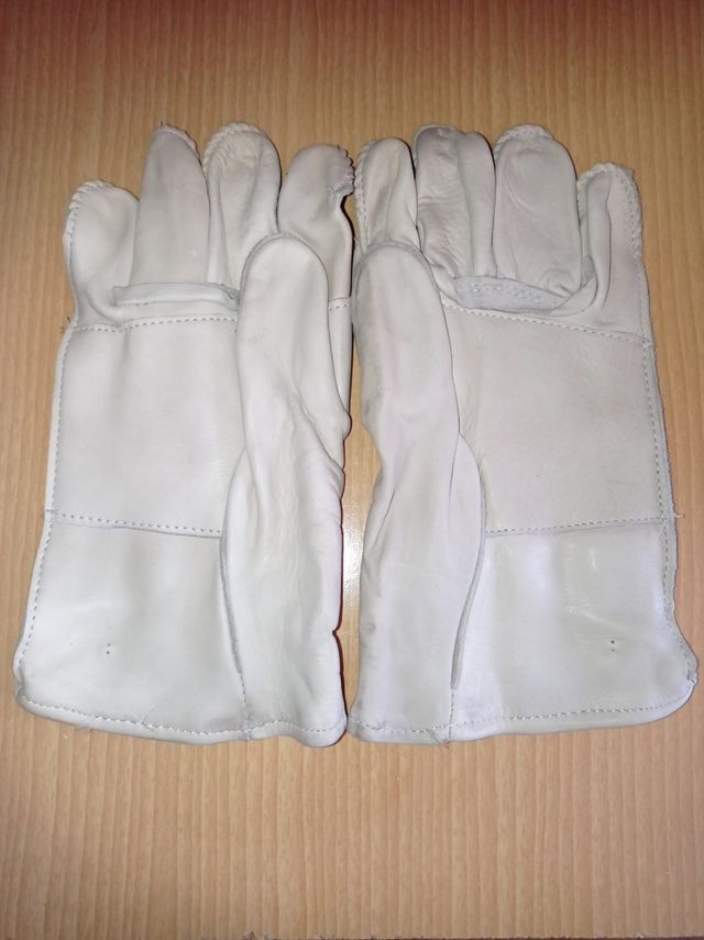 Guantes de trabajo de piel de vacuno. NUEVOS