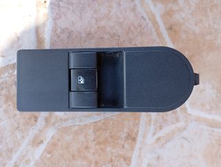 Botón elevalunas derecho Opel Astra h