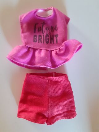 Conjunto de ropa barbie