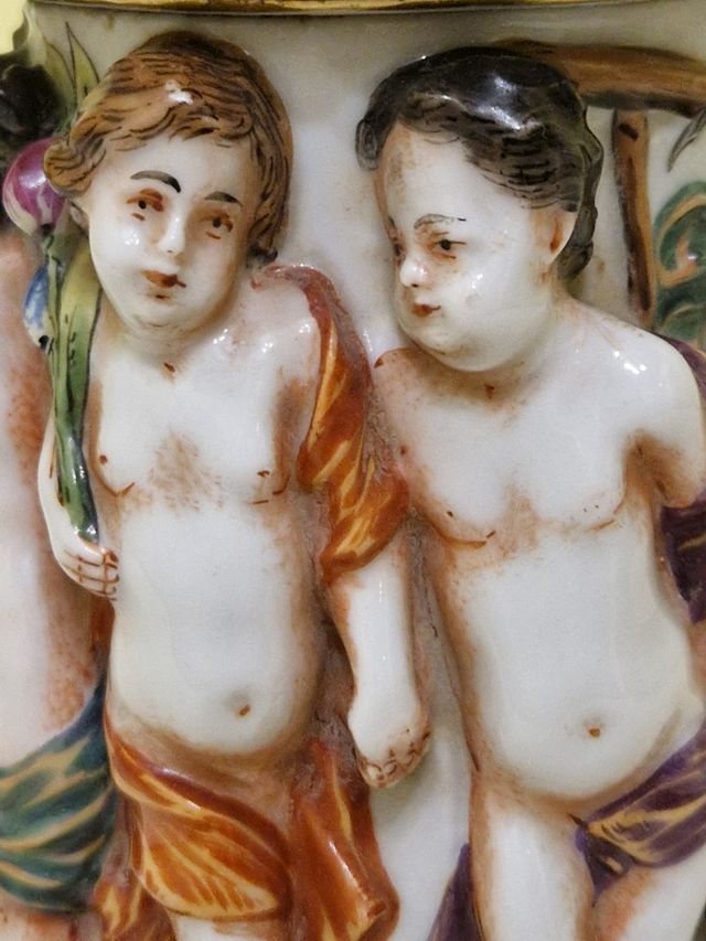 Scatola Ginori,Rudolstadt decorata 