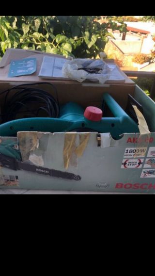 MOTOSIERRA BOSCH 1800W 40S