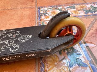 Patinete bestial wolf b16