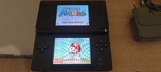 Nintendo DS con SD y menú.