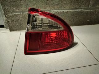 pilotos traseros seat leon