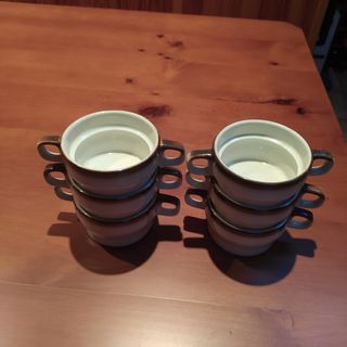 Tazas consomé marca Bidasoa.
