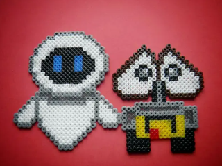 Figuras Wall-E y Eva hama