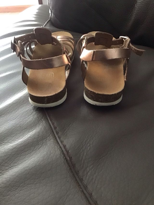 Sandalias gorila talla 37