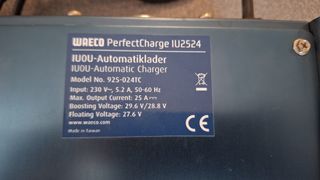 Cargador WAECO PerfectCharge IU2524, 24V/ 25A