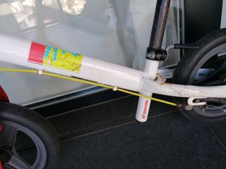 Bicicleta B'twin sin pedales + patinete regalo