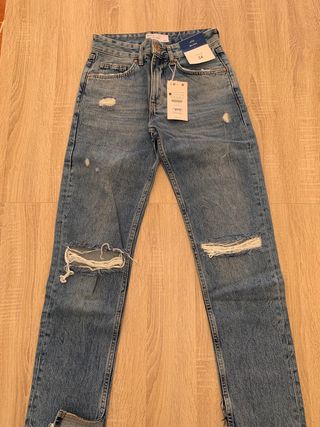 Pantalon azul slim fit abierto Bershka (T. 34EU)