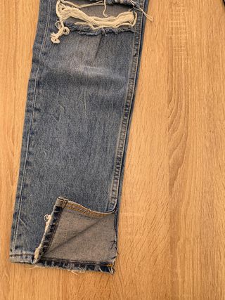Pantalon azul slim fit abierto Bershka (T. 34EU)