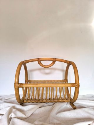 Revistero bambú vintage 70s