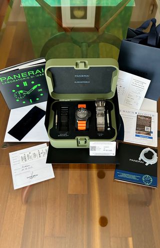 SUBMERSIBLE MARINA MILITARE CARBOTECH 47 MM.