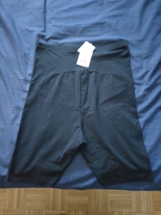 Pantalón corto embarazada