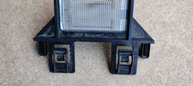 Luz de cortesía Ford Escort