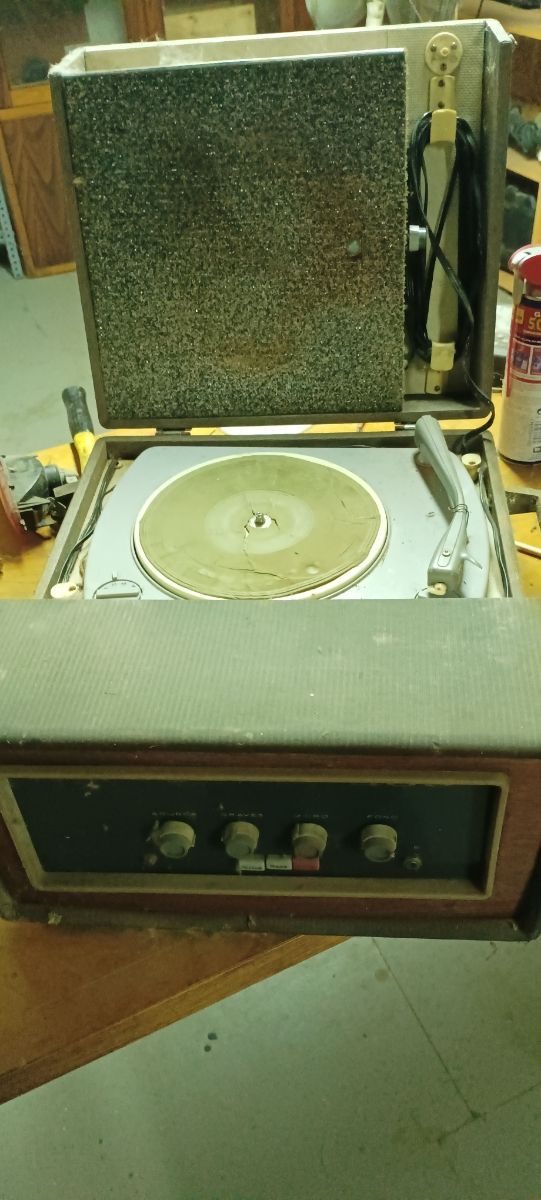 Tocadiscos antiguo