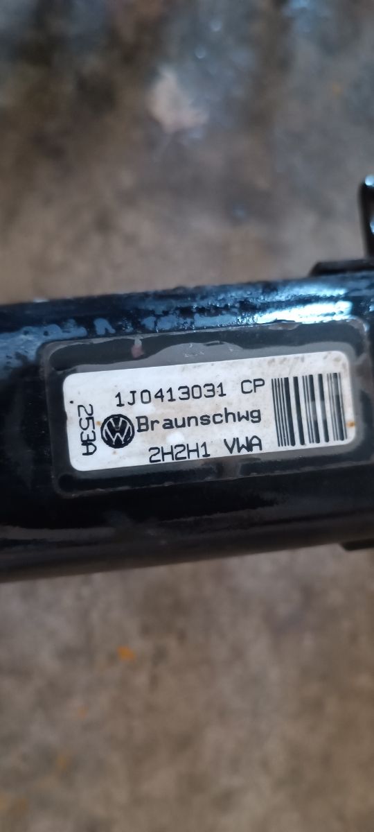 Amortiguadores delanteros REF: 1J0413031