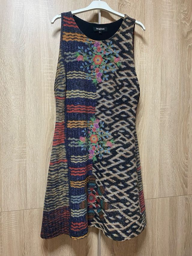 Vestido desigual mujer
