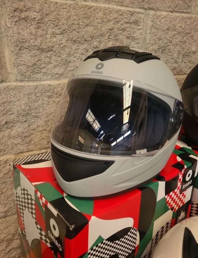 Casco integral Shiro Helmets