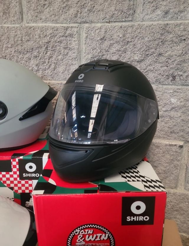 Casco integral Shiro Helmets