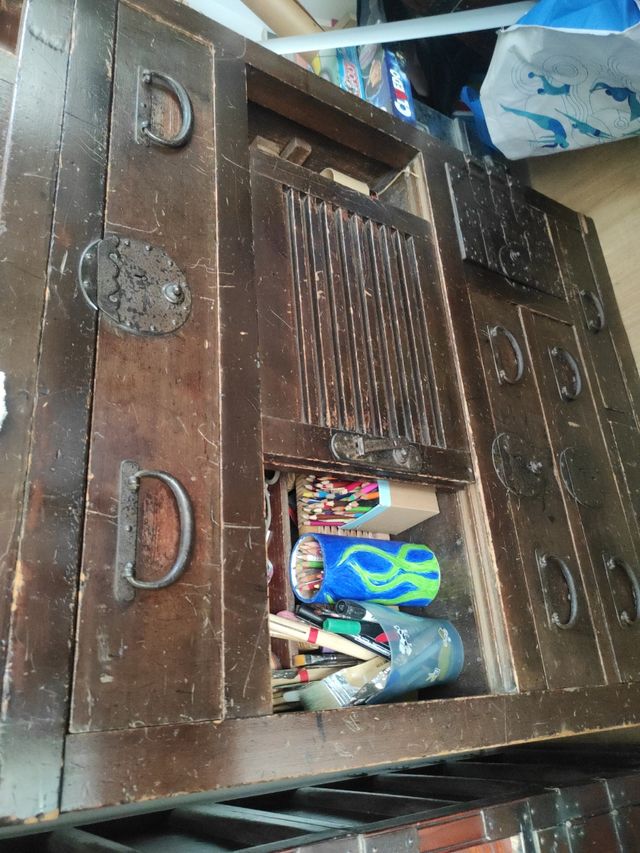 Mueble japones antiguo. Tansu