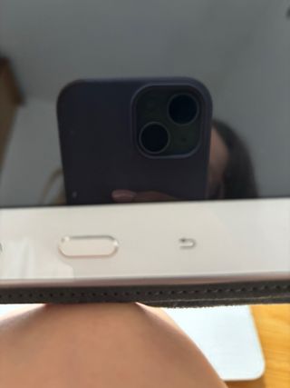 Tablet Samsung Galaxy con funda