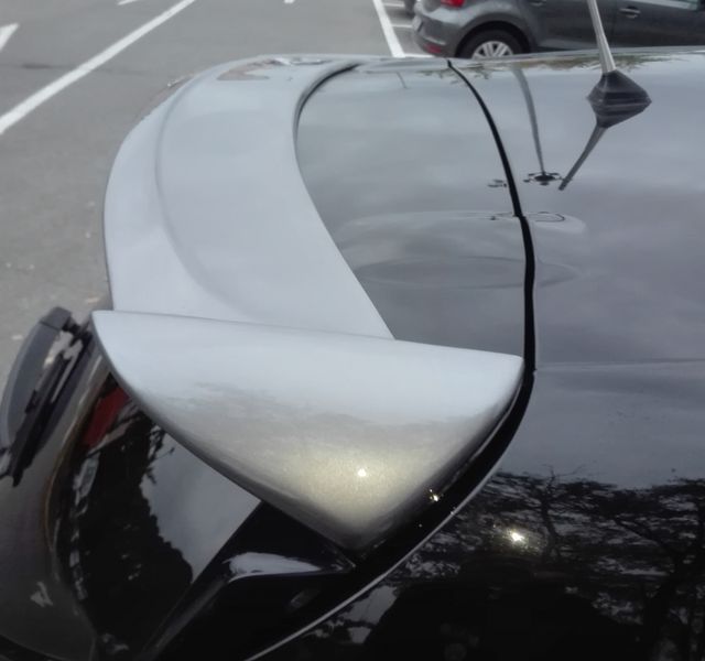 Spoiler posteriore renault clio 4 