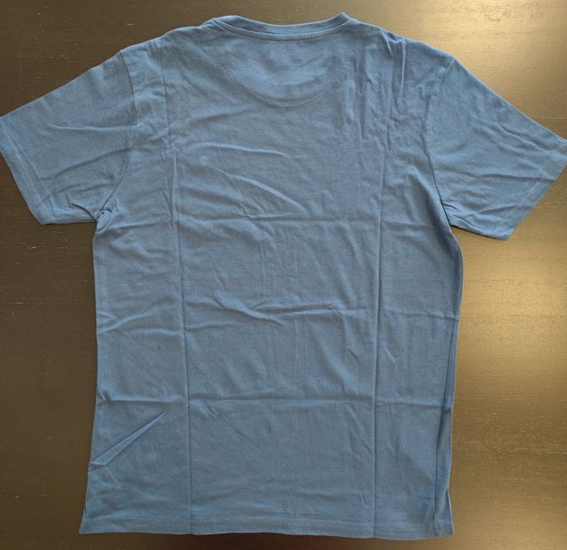 T-shirt con taschino