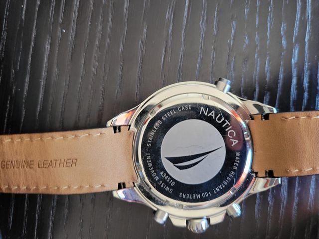 Relógio novo "Náutica"