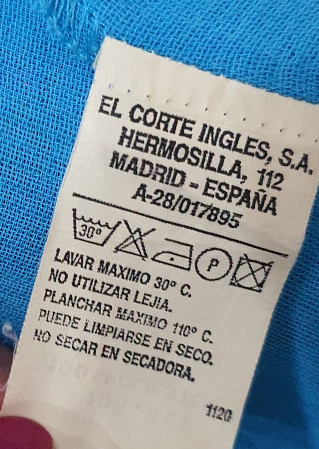 Conjunto de pantalón y blusa, UNIT