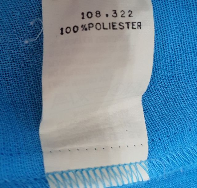 Conjunto de pantalón y blusa, UNIT