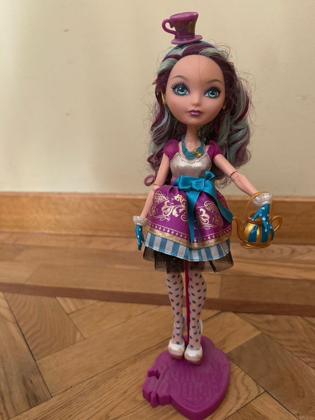 Muñeca Ever After High
